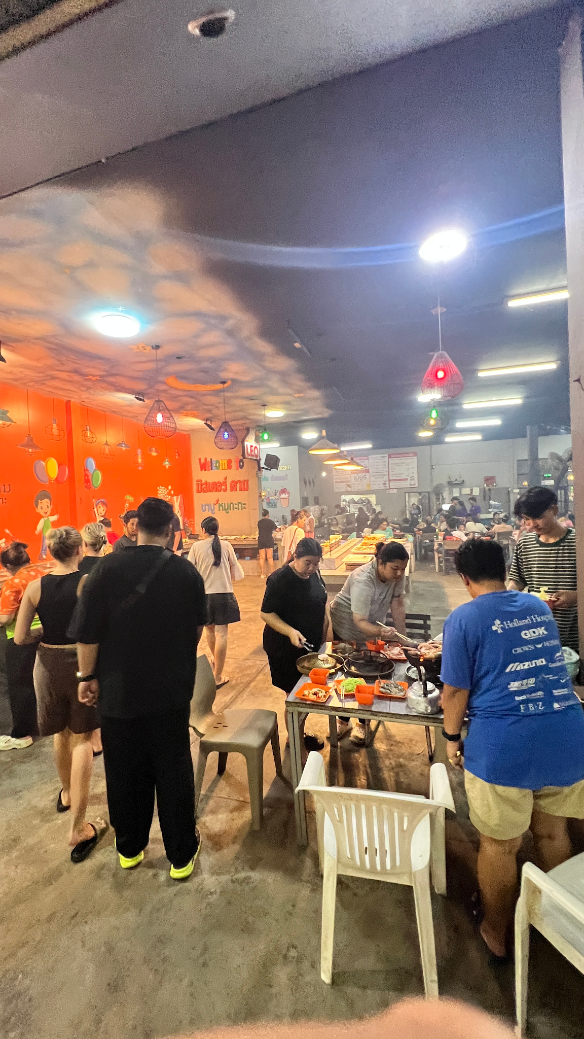 Mu Kratha Mr. Dam BBQ